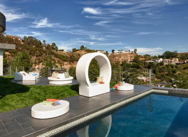 Pod Circular Lounger, Cognac