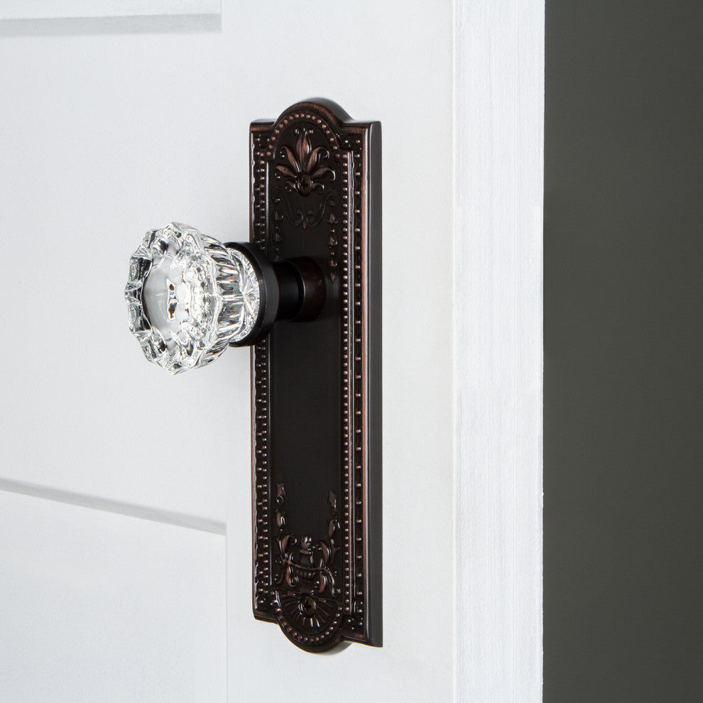 Single Meadows Plate With Crystal Knob, Oil-Rubbed Bronze, Timeless Bronze, Sing