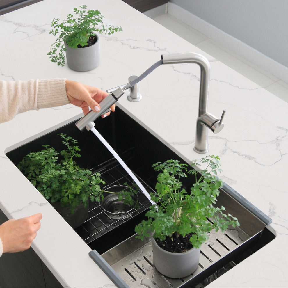 STYLISH Kitchen Sink Faucet Single Handle Pull Down Dual Mode Stainless Steel