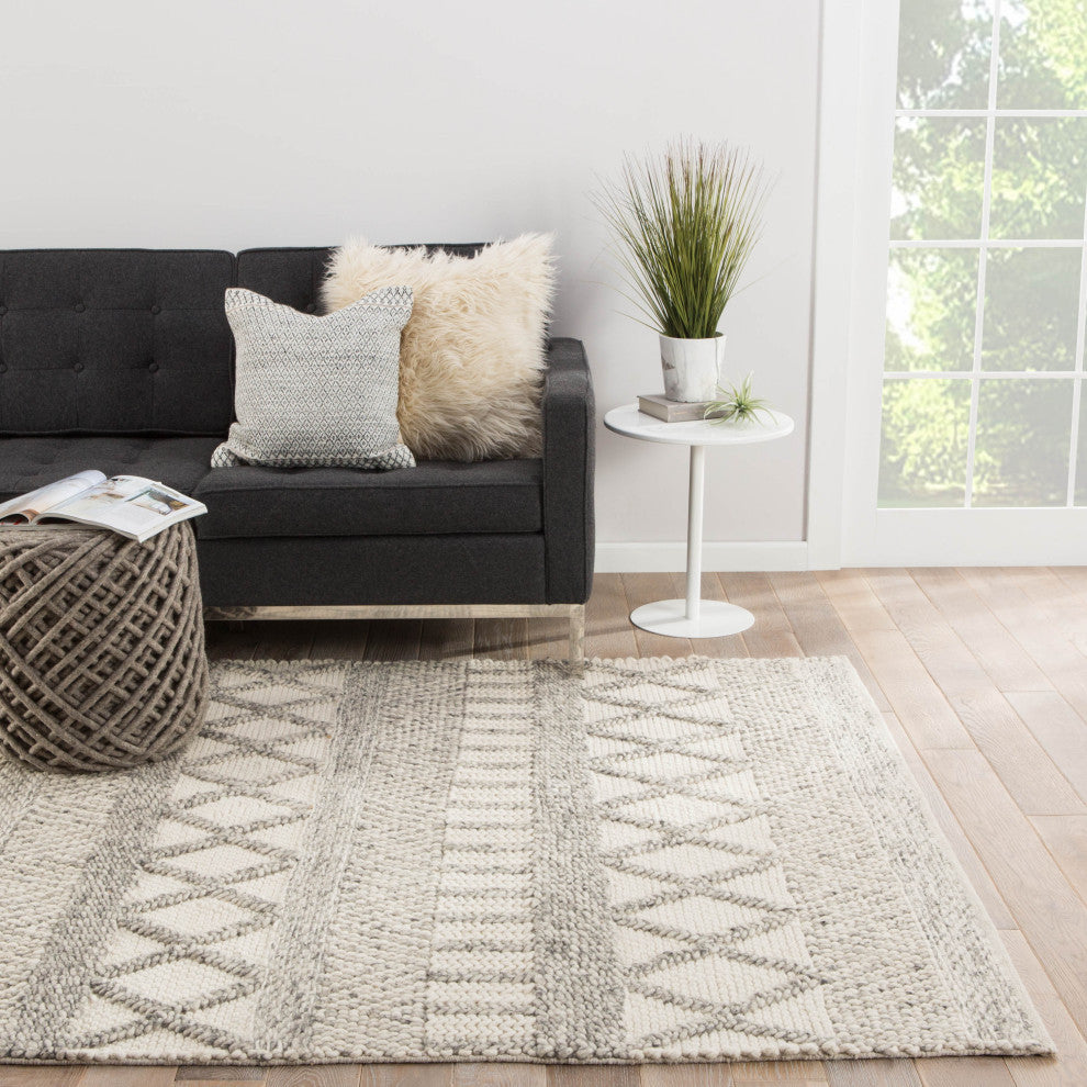 Jaipur Living Sandhurst Handmade Geometric Gray/White Area Rug, 5'x8'
