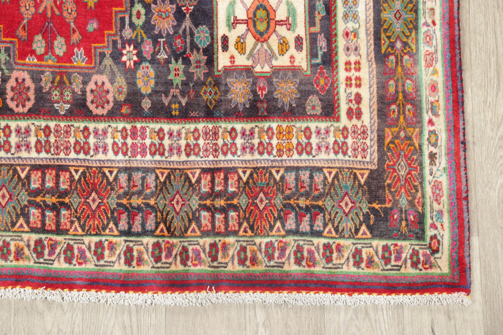 Consigned, Hand-Knotted Vintage Traditional Oriental Persian Area Rug, Red, 5x8
