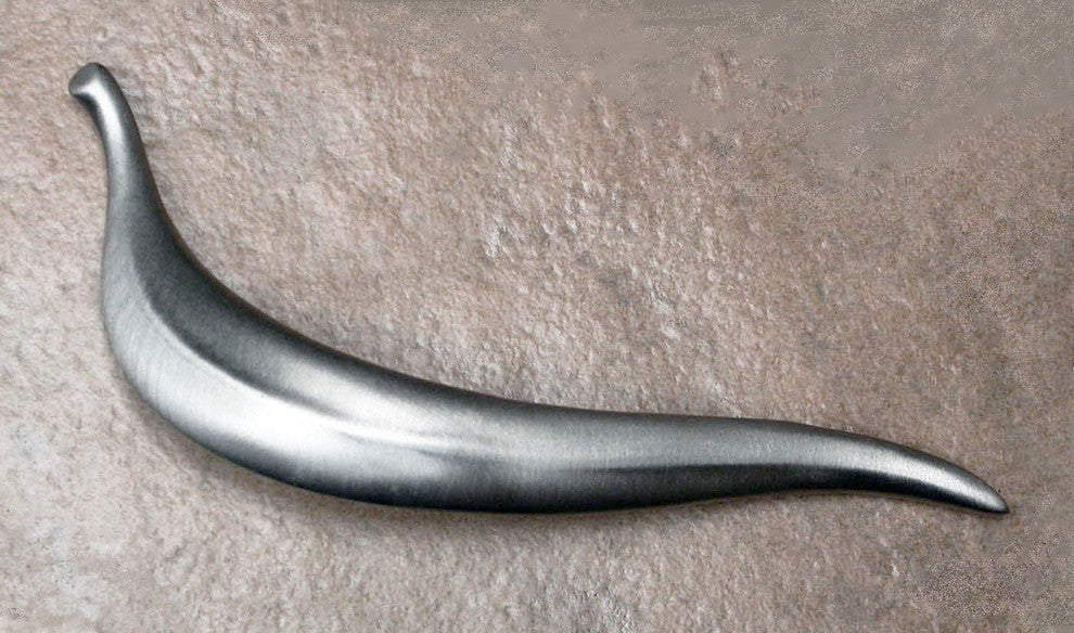 Eucalyptus Leaf Pull, Shiny, Right