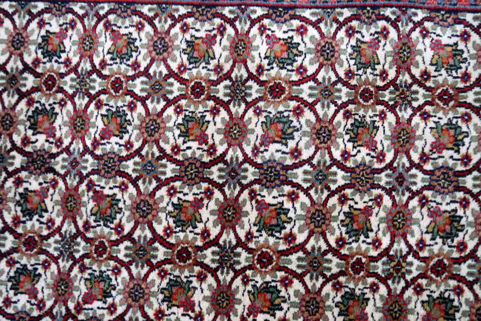 Handmade Vintage Indian Mahal Rug 2.5'x4.1', 78cmx125cm 1970s