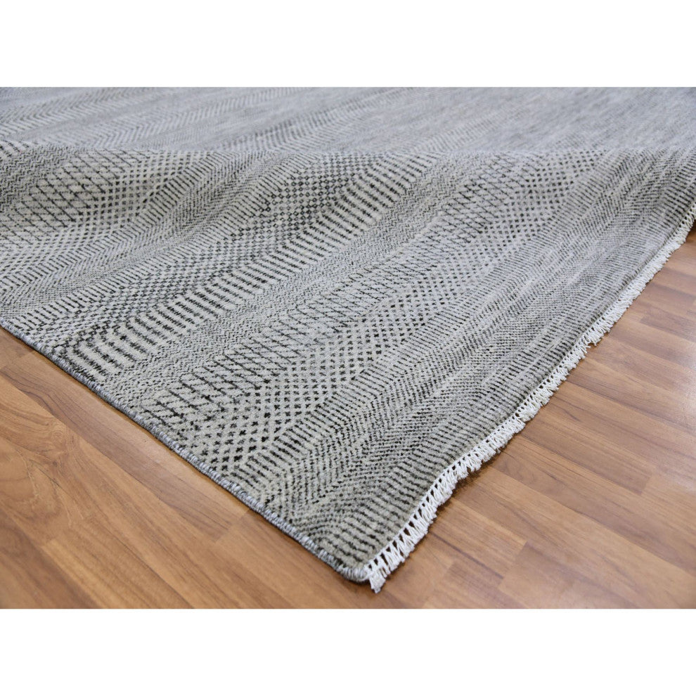 Silver Gray Grass Design Undyed 100% Wool Hand Knotted Square Rug, 7'11"x8'1"