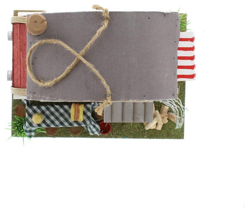 Red Trailer Birdhouse