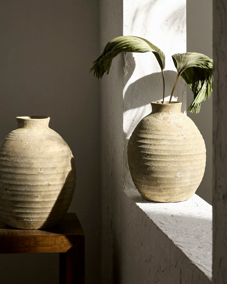 Galey Alix x Livabliss Hartnett GAHR-001 Vase, Rust, 17"H x 13"W x 13"D