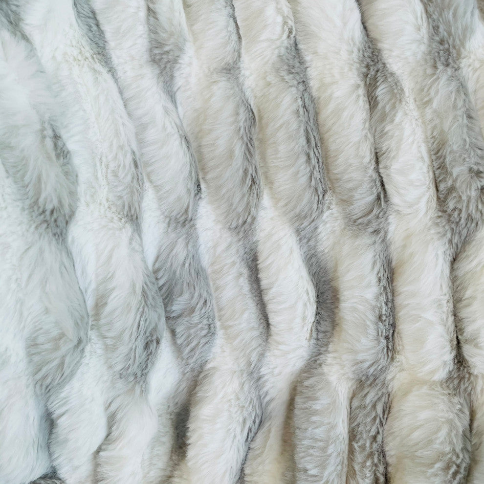 White Silver Snow Chinchilla Faux Fur Luxury Throw Blanket, Throw 60Wx84L