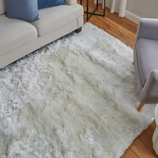 Weave & Wander Armada Plush Shag Rug, White, 4'9"x7'6"