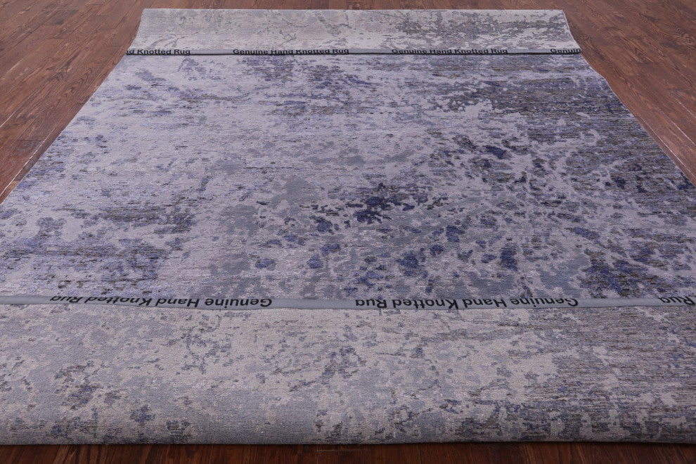 Modern Hand- Knotted Wool and Silk Rug 9' 0" X 12' 3" Q7238