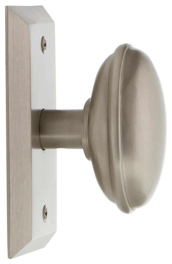 Studio Plate Passage Homestead Door Knob, Satin Nickel