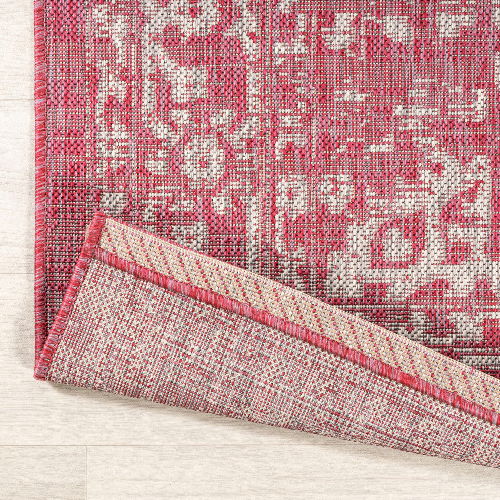 Malta Boho Medallion Textured Weave Indoor/Outdoor, Fuchsia/Light Gray, 2x10