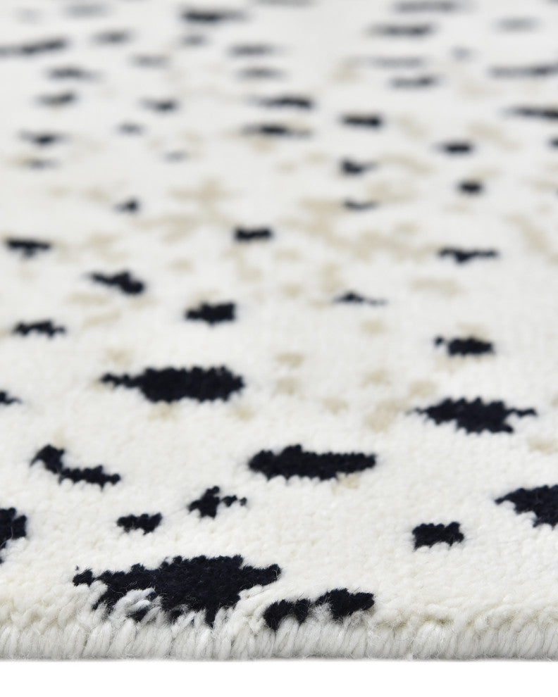 Louis, Handmade Area Rug 3' 0" x 5' 0"