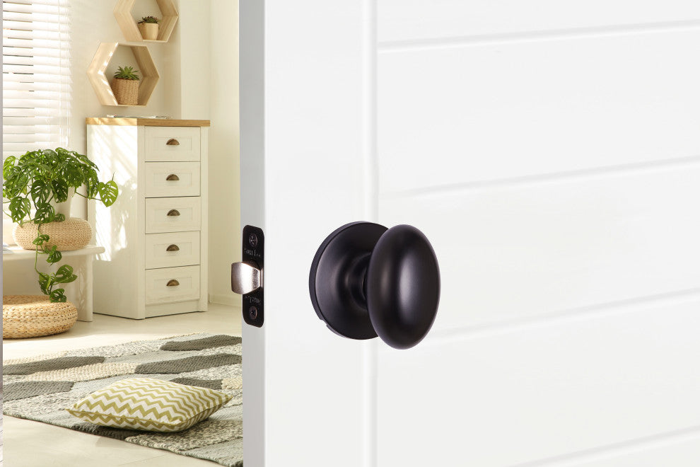 Contemporary Series Arapaho Passage Knob, Flat Black
