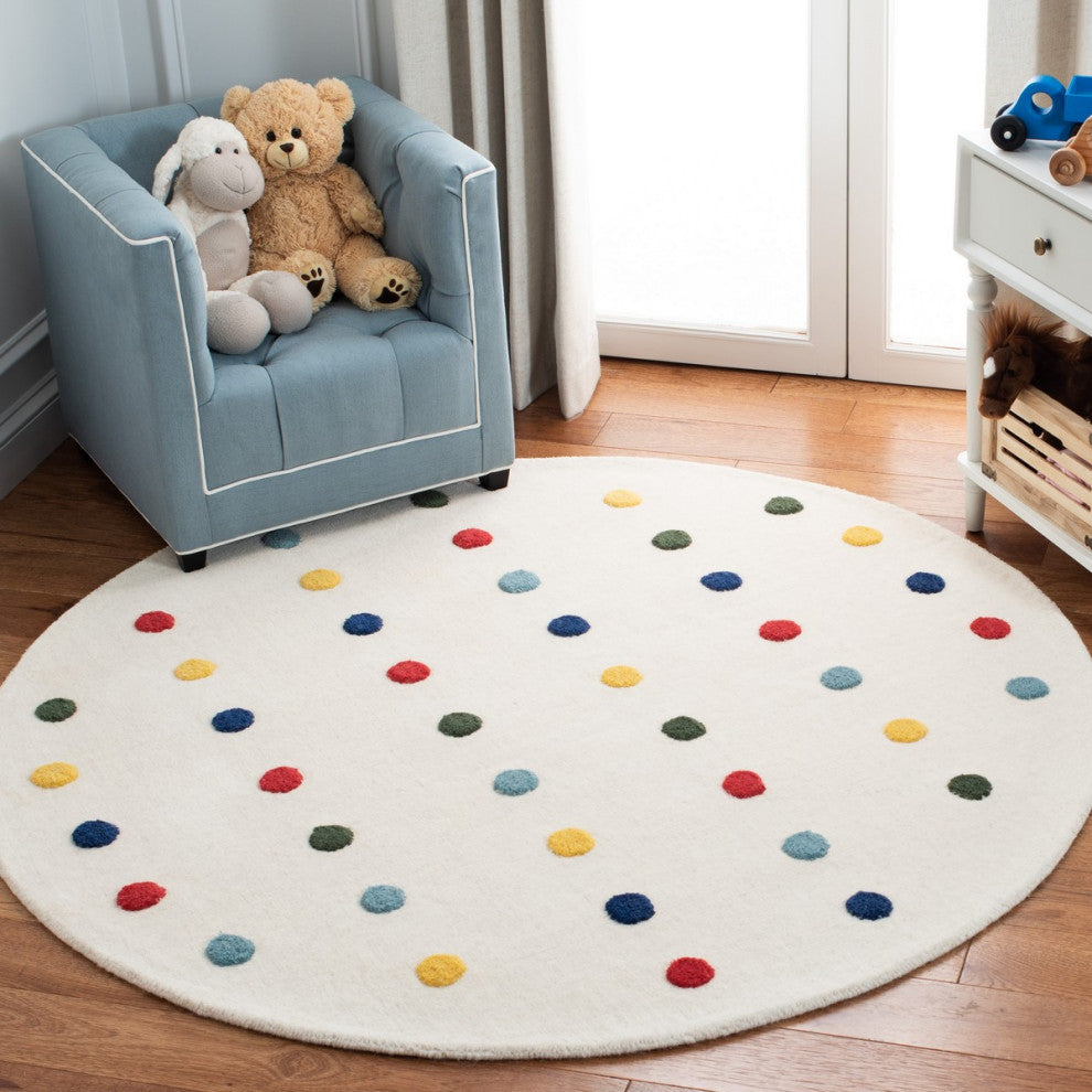 Safavieh Kids Collection, SFK101 Rug, Ivory, 3' Round