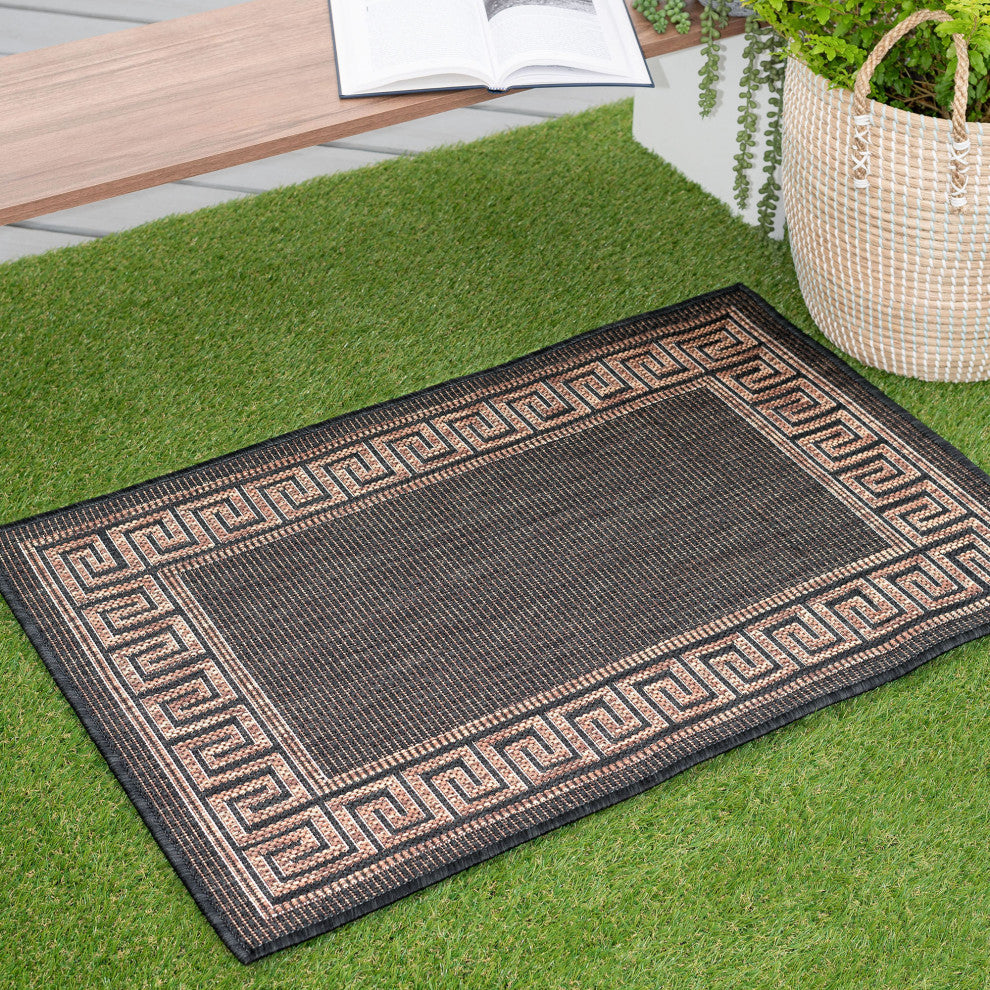 Giovanna Transitional Greek Key Black/Gold Indoor/Outdoor Scatter Mat, 2'x3'