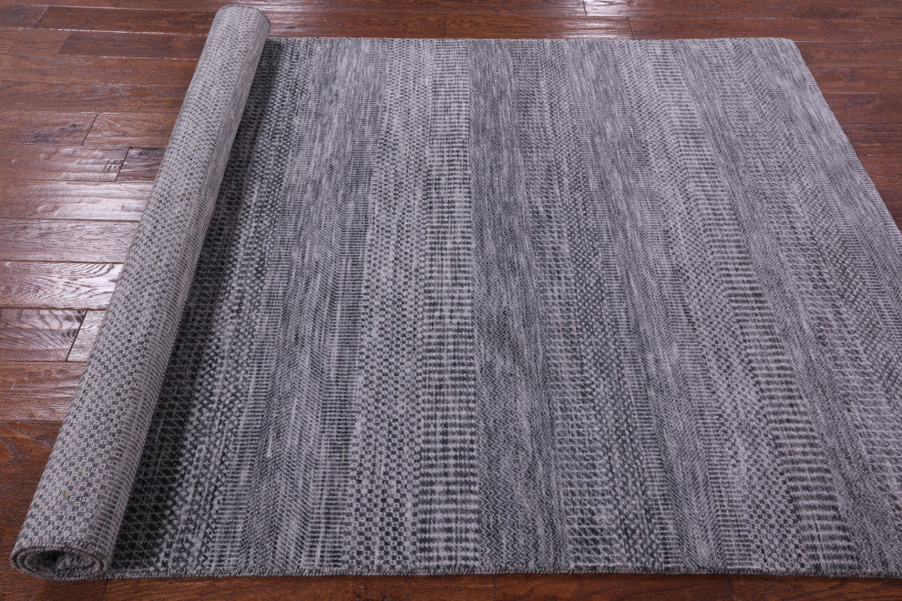 5' 0" X 8' 2" Savannah Grass Wool and Silk Hand-Knotted Rug Q11941