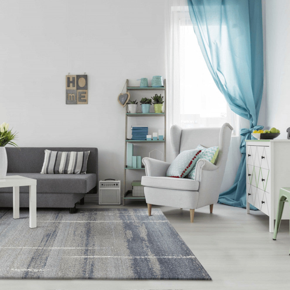 7 X 10  Polypropylene Blue Area Rug