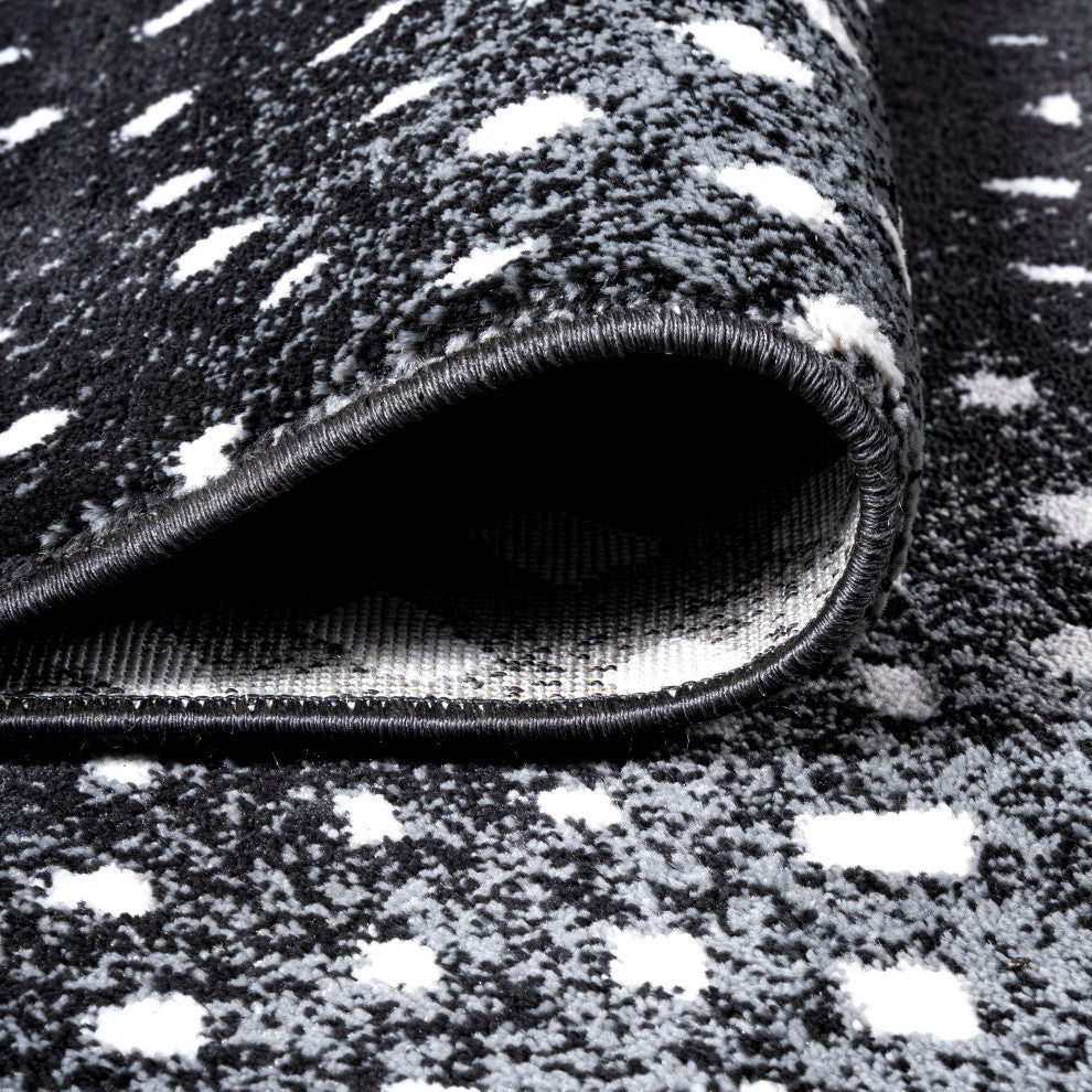 Antelope Modern Animal Black/Cream 2 ft. x 10 ft. Runner Rug