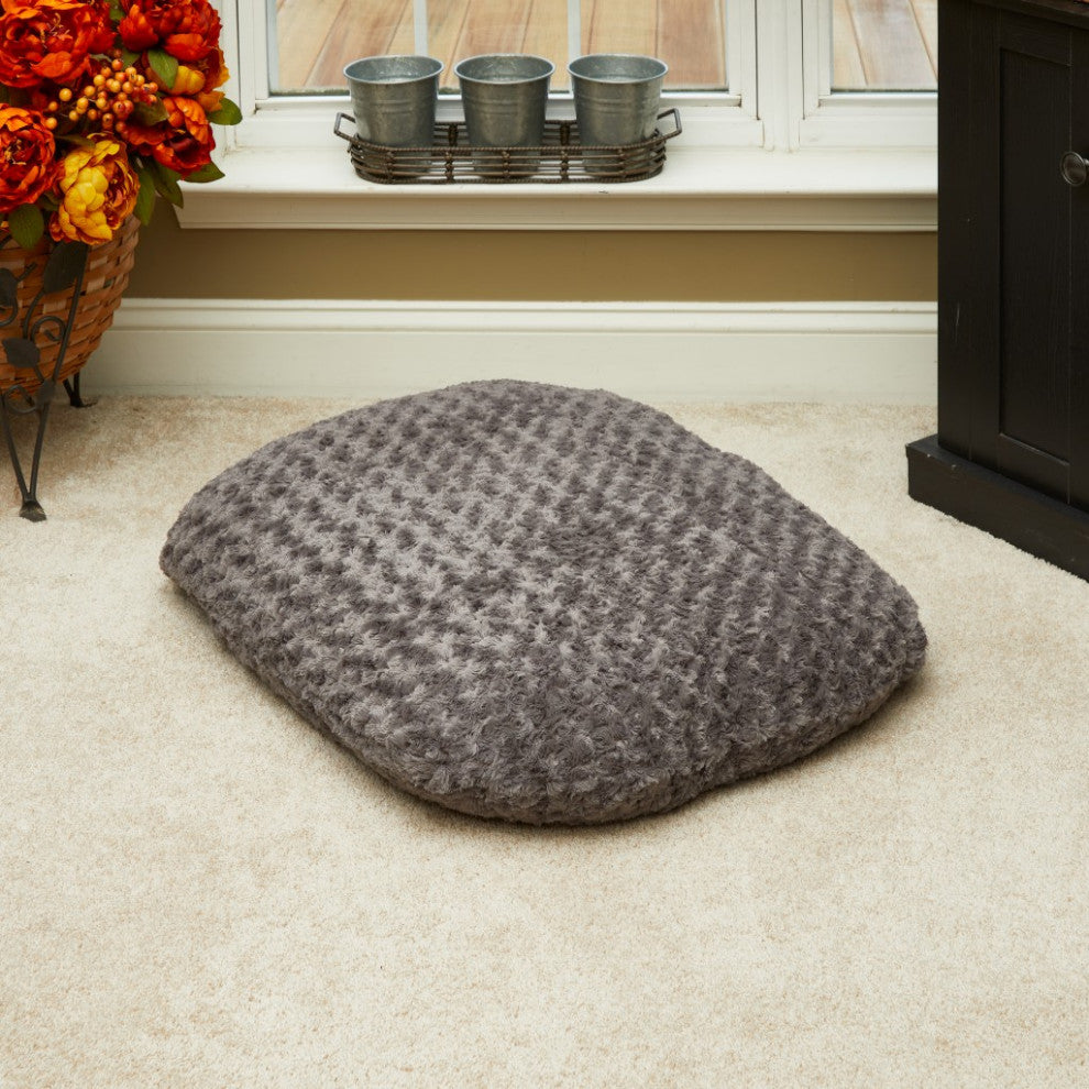Gray 2'x3' Lux Faux Fur Oval Pet Bed