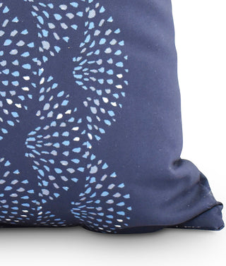 Dotted Focus Blue Geometric Print Decorative Outdoor Throw Pillow, 18"