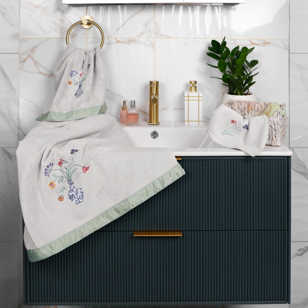 Linum Home Textiles 100% Turkish Cotton STELLA 3PC Embellished Towel Set