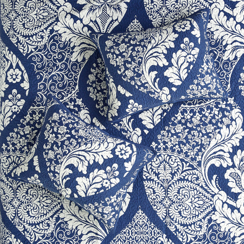 Madison Park Vienna 6 Piece Printed Cotton Quilt Set With Throw Pillows