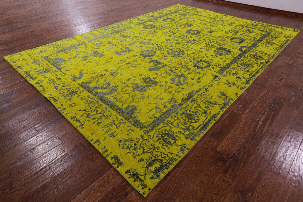 9' 9" X 14' 3" Handmade Persian Wool and Silk Rug Q11766
