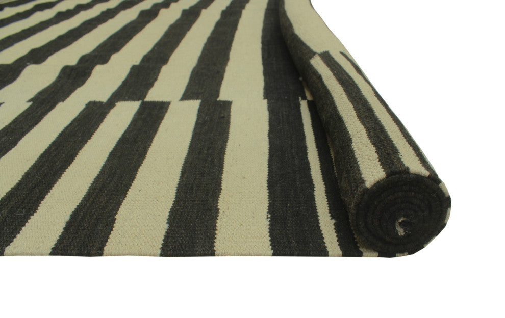 Winchester Kilim Adelitza Charcoal Rug