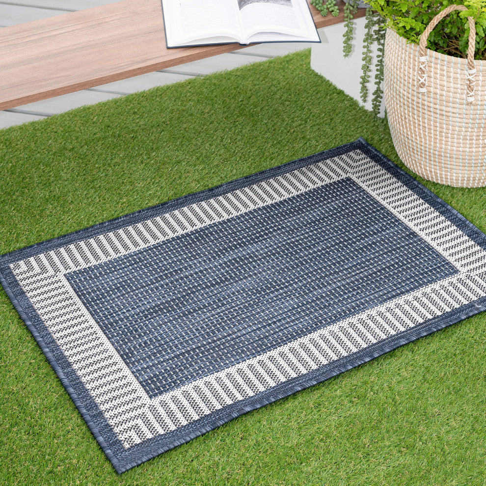 Elgin Transitional Striped Border Navy/Cream Indoor/Outdoor Scatter Mat 2'x3'