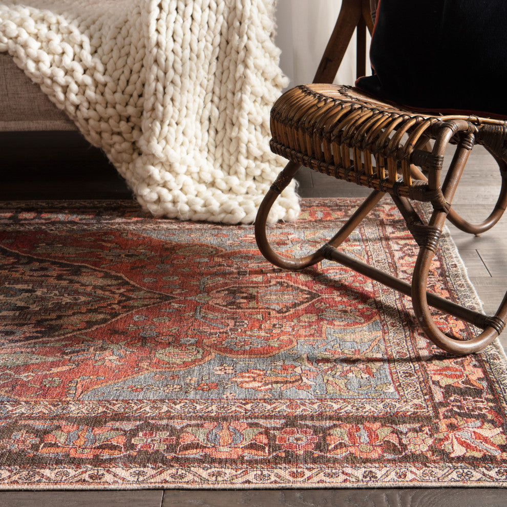 Jaipur Living Wesleyan Medallion Rust/Gray Area Rug (7'10"X9'10")