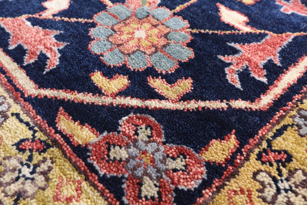 7' 11" X 10' 0" Persian Fine Serapi Handmade Wool Rug - Q14685
