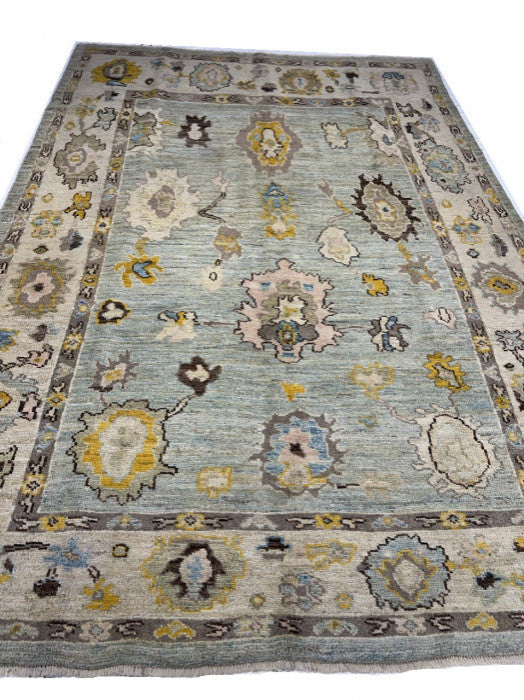 Fine Hand Knotted Persian Sultanabad Rug 5'9"x9'8"
