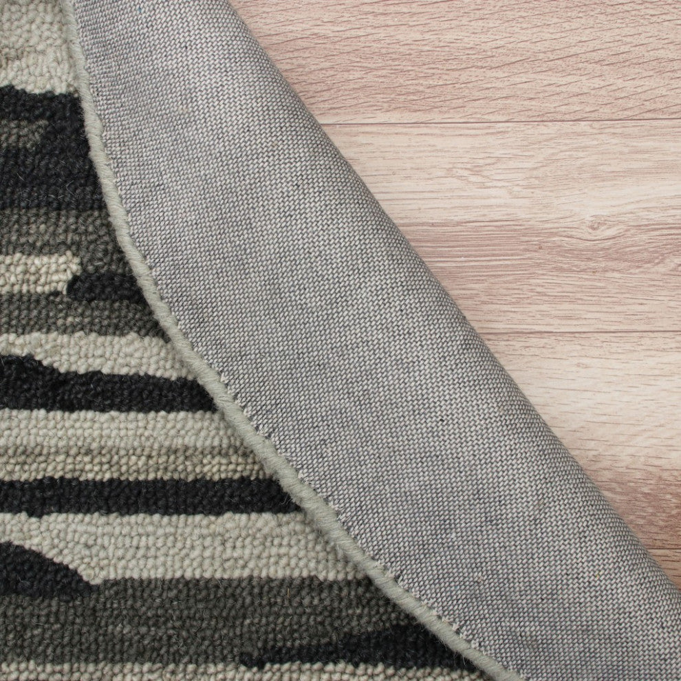 4" Round Black and Gray Camouflage Area Rug