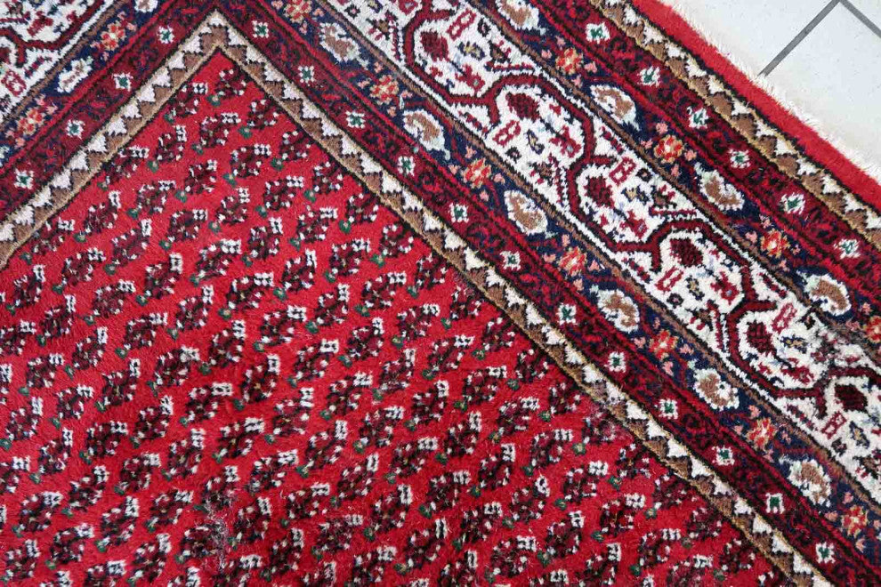 Handmade Vintage Indian Seraband Rug 5.7'x7.8', 174cmx240cm 1970s