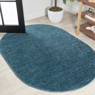 Haze Solid Low-Pile Runner Rug, Turquoise, 4 X 6 Oval