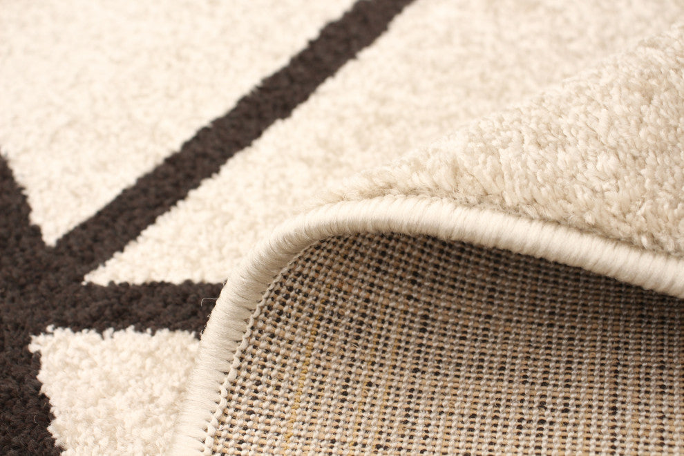 Ana eCarpetGallery Area Rug, Ivory-Dark Brown, 5''3"x7''3"