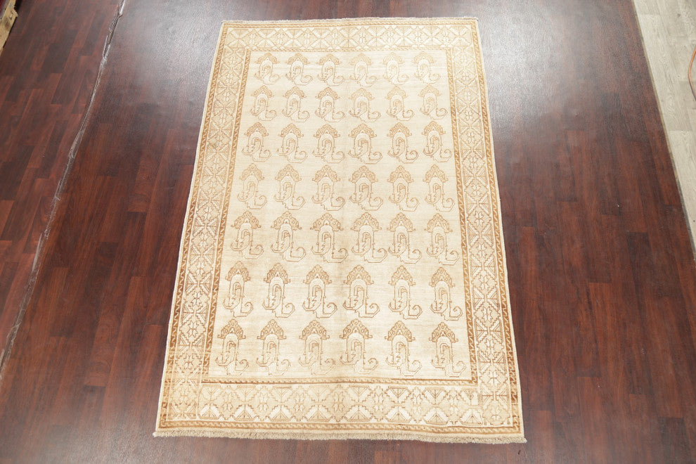 Consigned, Handmade Vintage-Style Faded Traditional Persian Area Rug, Beige, 6x9