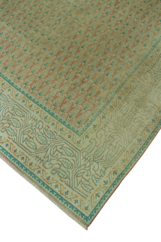 Semi-Antique Lila Rust/Ivory Rug, 7'0x10'0