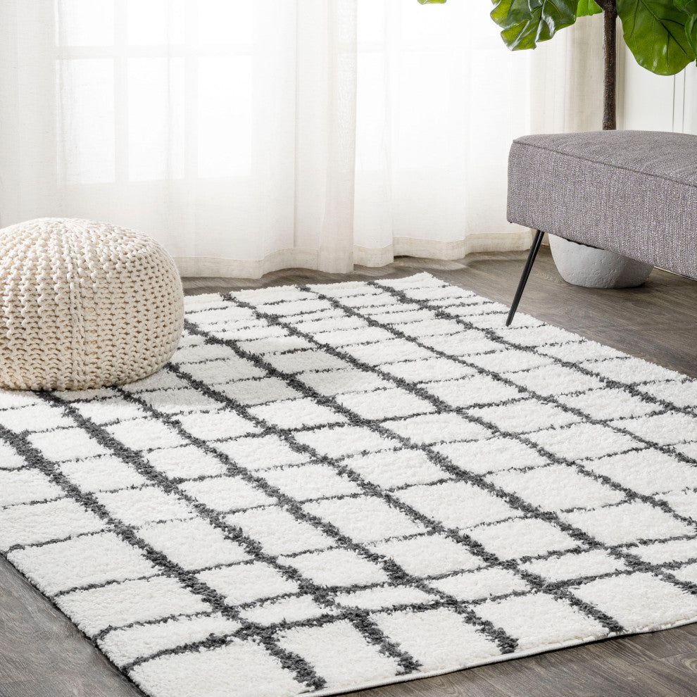 Arenal Geometric Grid Shag, White/Black, 5'x8'