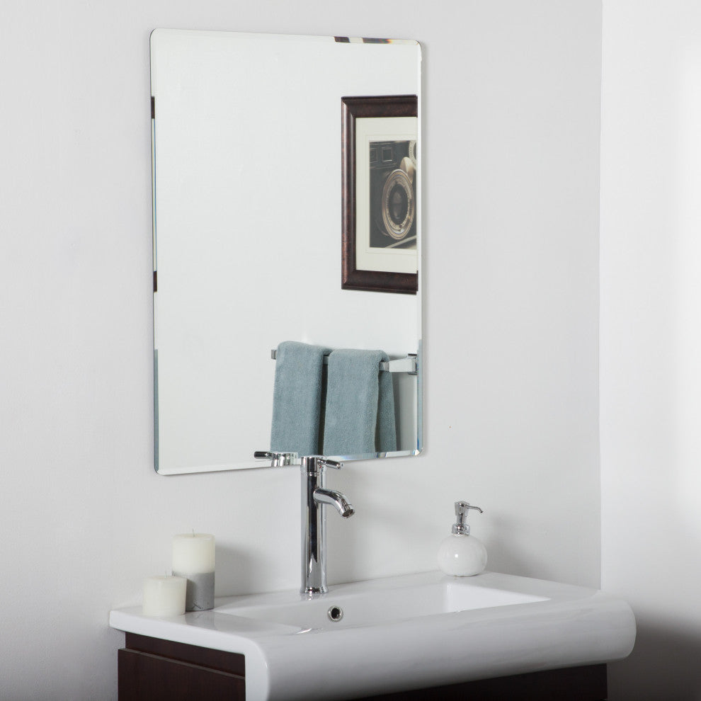 Vera Frameless Bathroom Mirror, 23.6"x31.5"