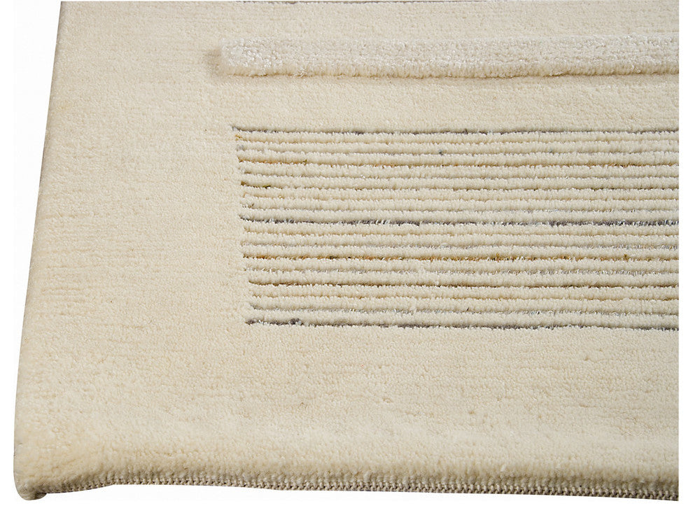 Boston Rug, White, 4''6"x6''6''''