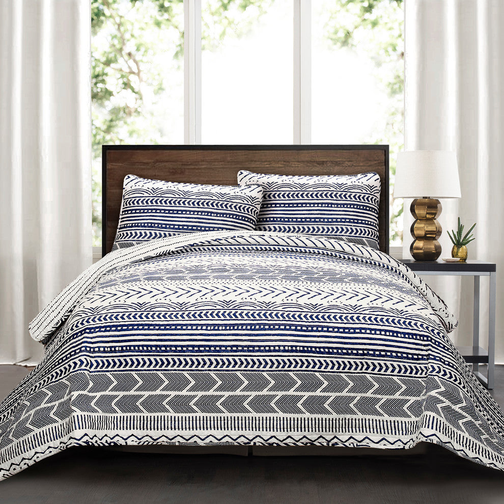 Hygge Geo 3-Piece Quilt Set, Navy, King