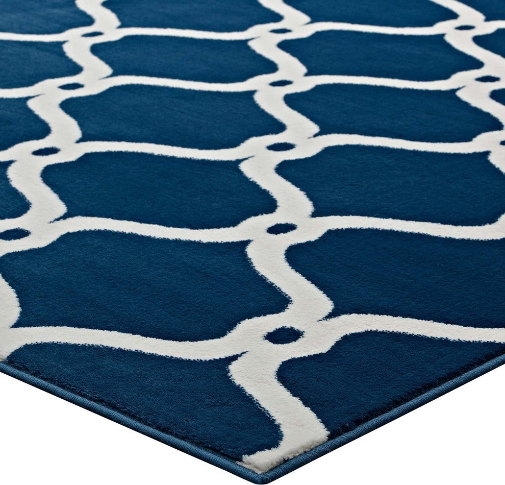 Beltara Chain Link Transitional Trellis 8x10 Area Rug