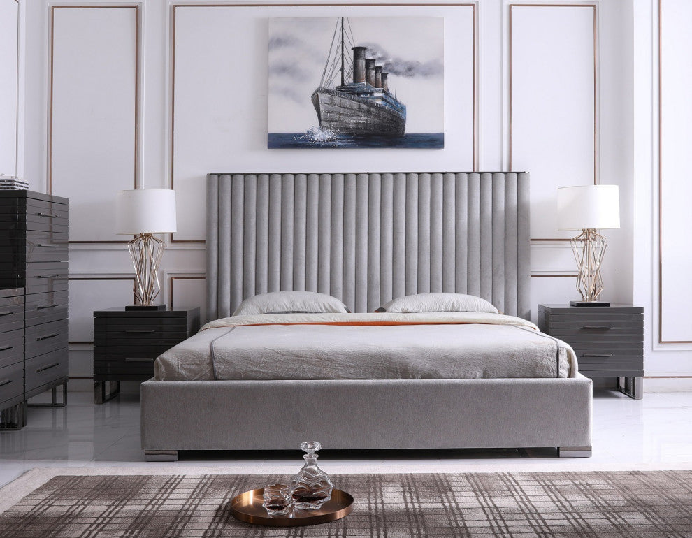 Modrest Splendor Silver + Grey Linen Upholstered King Platform Bed