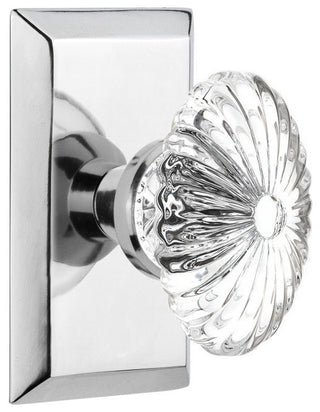 Single Studio Plate With Oval Fluted Crystal Knob, Bright Chrome