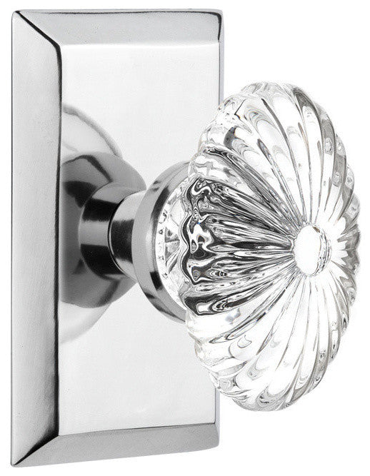 Single Studio Plate With Oval Fluted Crystal Knob, Bright Chrome