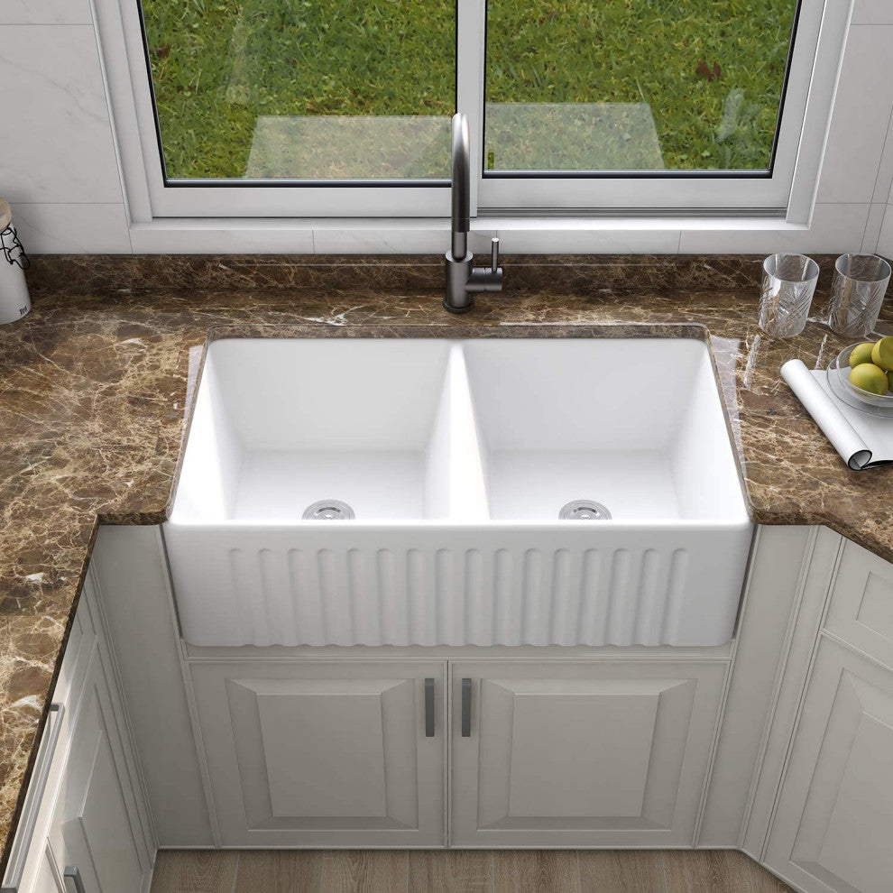 33" x 18" Fireclay Single Bowl Farmhouse Apron Kitchen Sink with Accessories