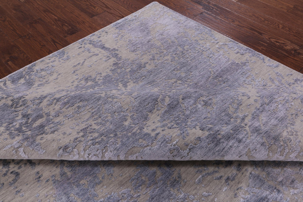 Abstract Wool and Silk Hand Knotted Rug 8' 1" X 10' 1" Q6625