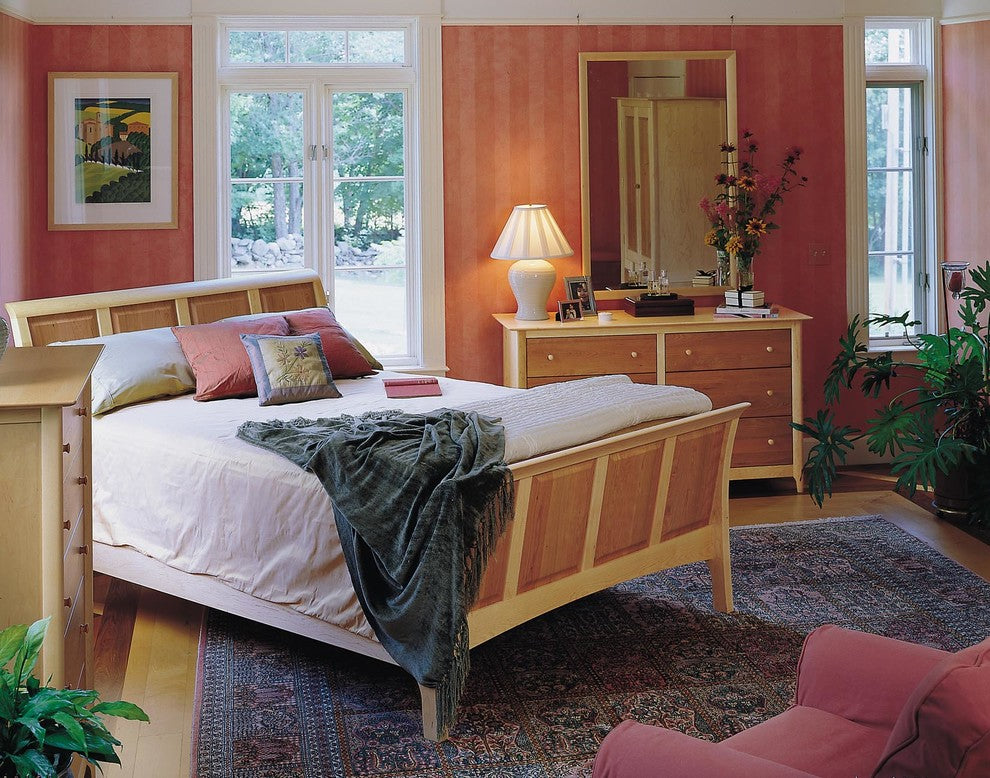 Copeland Sarah 45In Sleigh Bed With Low Footboard, Natural Cherry, Twin