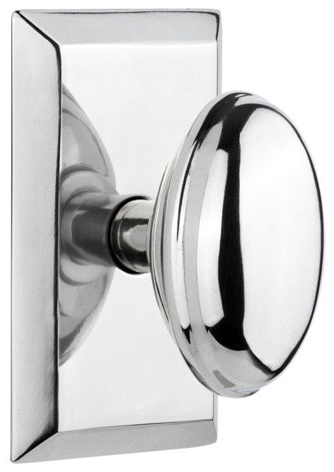 Studio Plate Passage Homestead Door Knob, Bright Chrome